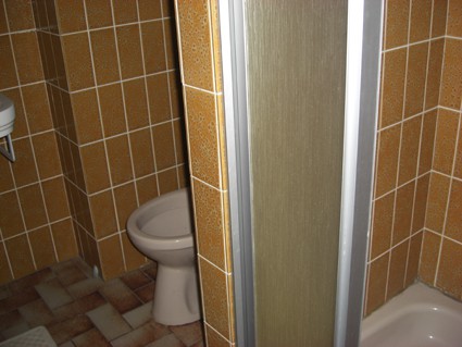 douche en toilet kamer 5