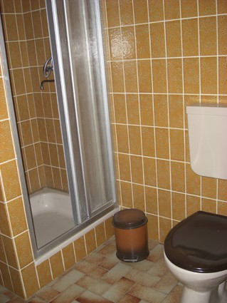 douche en toilet kamer 3