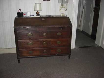antiek secretaire (verkocht)