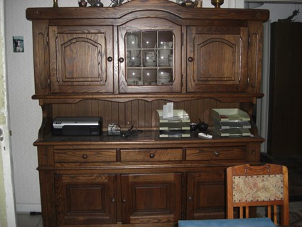 oude eiken kast